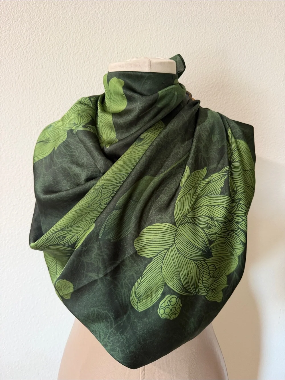 Green Floral Silk-Feel Scarf - Elegant Women’s Accessory